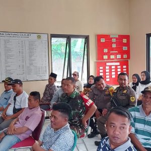 Sinergitas TNI – Polri. Bhabinkamtibmas Polsek Parungpanjang Polres Bogor Polda Jabar, Sampaikan Pesan Kamtibmas dan Pencegahan Terkait TPPO