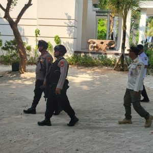 Polres Kepulauan Seribu Gelar Patroli Skala Besar di Pulau Karang Beras untuk Menjaga Keamanan dan Kondusifitas Wilayah