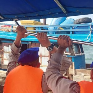 Patroli Laut Satuan Polair Polres Kepulauan Seribu: Menjaga Keamanan di Perairan Objek Vital Nusantara Regas