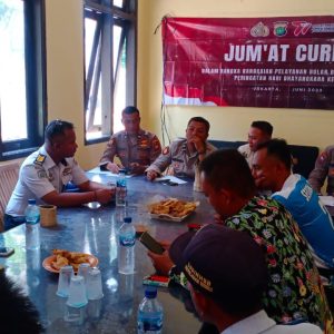 Polsek Kepulauan Seribu Selatan Gelar Jumat Curhat untuk Atasi Permasalahan Kamtibmas di Pulau Tidung