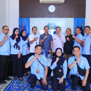 Pemerintah Kota Payakumbuh bersama Radio Republik Indonesia (RRI) Bukittinggi untuk menyiarkan secara langsung program Batiah (Bicara Tentang Informasi dan Aspirasi Payakumbuh) di Kantor Badan Narkotika Nasional (BNN) Kota Payakumbuh