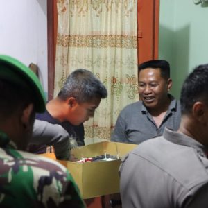 HUT TNI Ke-78, Polres Sumbawa Dan Jajaran Kompak Beri Surprise Untuk TNI Di Kabupaten Sumbawa