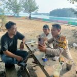 Bhabinkamtibmas Pulau Kelapa Sosialisasikan Hotline Polri 110: Ajak Warga Saling Jaga Keamanan dan Ketertiban