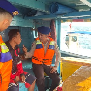 Team Patroli Satpolair Polres Kepulauan Seribu Tingkatkan Keamanan di Perairan Objek Vital Nusantara Regas