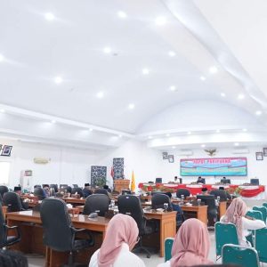 8 Fraksi DPRD Tanah Datar Sampaikan Pandangan Umum Ranperda APBD 2024
