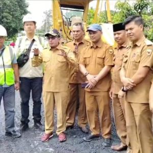 Jokowi Berikan Dana Inpres 10 Milyar Untuk Perbaikan Jalan di Tanah Datar