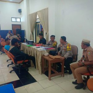 Polsek Kepulauan Seribu Utara Gelar Kegiatan Penerbitan SKCK Jemput Bola di Pulau Panggang