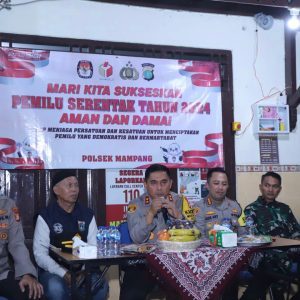 Kunjungi Satkamling Mampang Jaksel, Kapolda Metro Jaya Beri Arahan Cegah Kejahatan