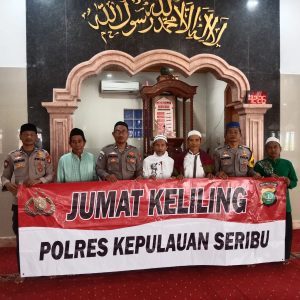 Kanit Binmas Polsek Kepulauan Seribu Utara Giat Jumat Keliling di Masjid Anni’mah: Himbauan Damai Jelang Pemilu 2024
