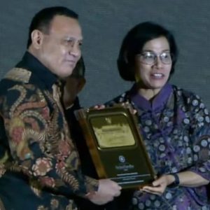 Ketua KPK Firli Bahuri Raih Penghargaan Anugerah Reksa Bandha Kemenkeu