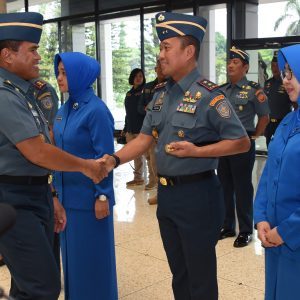 Pangkat dan Jabatan yang Diberikan Hanyalah Titipan