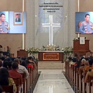 Semarak Natal di Jakarta Selatan, Ucapan Kapolri Disambut Antusias di Gereja-Gereja Setiabudi