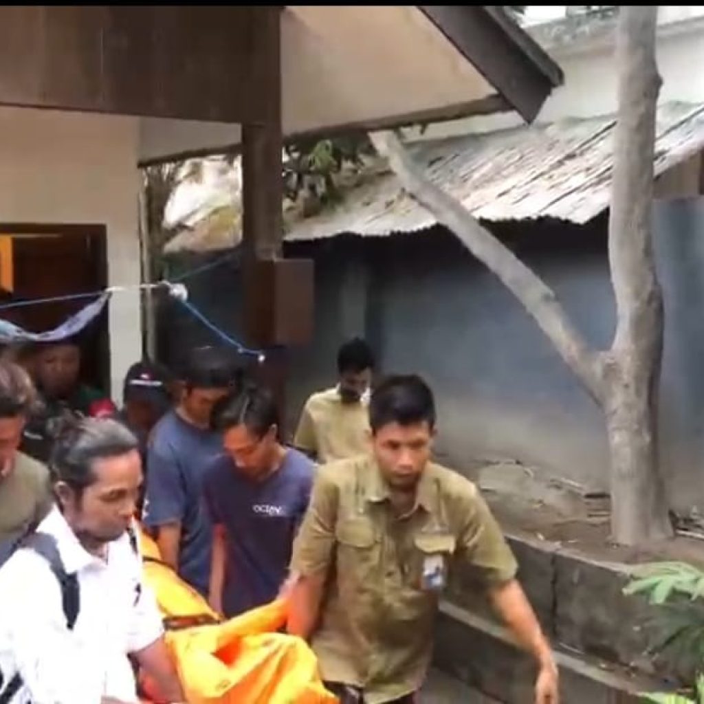 WNA Meninggal Dunia,  Sat Reskrim Polres Lombok Utara Lakukan Olah TKP