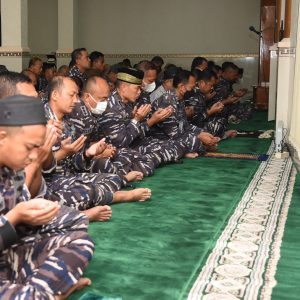 Ungkapkan Rasa Syukur, Kolinlamil Gwlar Doa Bersama Jelang Akhir Tahun 2023