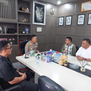 Kapolres Bogor Layani Masyarakat Di Program Jumat Curhat