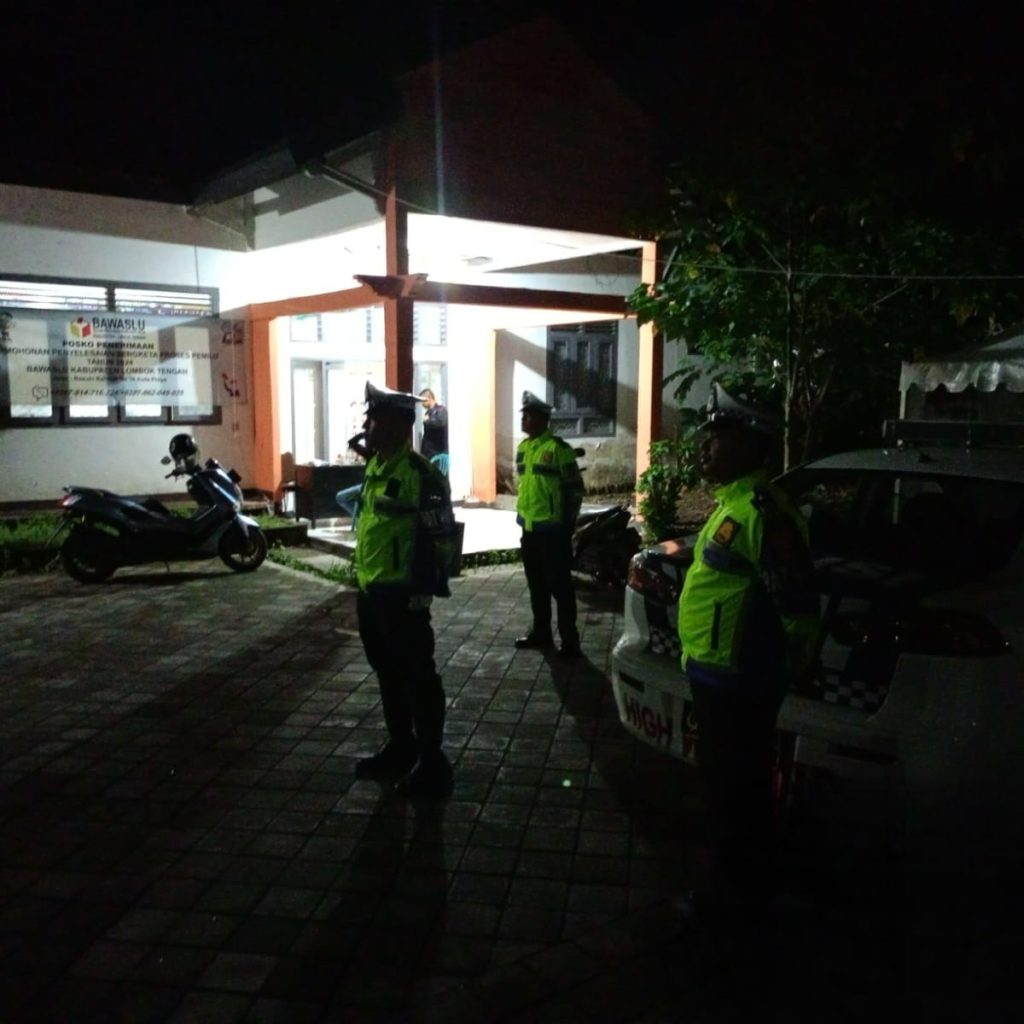Satgas OMB Rinjani 2023-2024 Polres Loteng Pantau Obyek Vital Pemilu. 