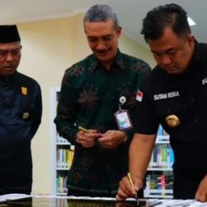Bupati Sutan Riska Resmikan Gedung Layanan Perpustakaan Umum Bernilai     Rp.8,7 Milyar