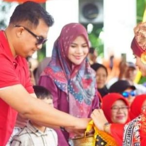 Pawai Budaya HUT Dharmasraya ke-20 Berlangsung Meriah, Warga Tumpah Ruah Nikmati Hiburan