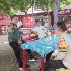 Bhabinkamtibmas Pulau Untung Jawa Himbau Warga Jaga Keharmonisan Pasca Pemilu 2024