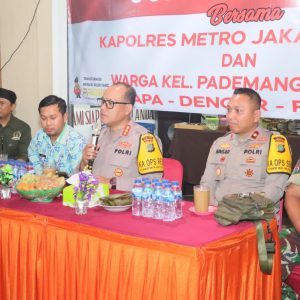 Jumat Curhat, Kapolres Metro Jakut Imbau Warga Pademangan Barat Jaga Kamtibmas di Bulan Ramadhan