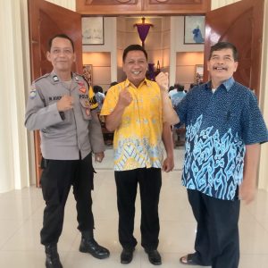 Bhabinkamtibma Wilayah Hukum Polsek Megamendung melaksanakan pengamanan Gereja Youkubus Rosuul