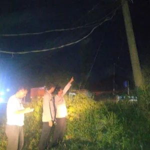 Polsek Rumpin Evakuasi Pekerja Tersengat dan Meninggal Dunia di Pasar Malam Cicangkal Rumpin