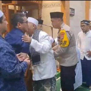 Safari Ramadhan dengan Sholat Tarawih Berjamaah dalam Membangun Silaturahmi Antara Ulama dan Polisi