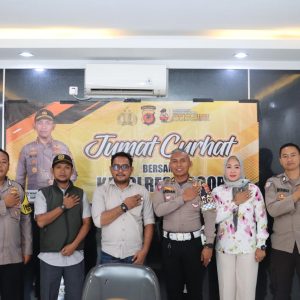 Polres Bogor Melalui Program Jum’at Curhat Terus Layani Aduan Laporan Curhattan Warga Masyarakat Sebagai Wadah Solusi Dari Permasalahan Yang Terjadi Di Masyarakat