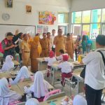 Ujicoba Makan Gratis Dan Bergizi di SDN Pajeleran 01 Dan SDN Muara Beres di Kelurahan Sukahati Kecamatan Cibinong Bogor