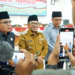 Bupati Eka Putra Hadiri Rapat Paripurna Tentang Usulan Pemberhentian dan Pengangkatan Bupati dan Wakil Bupati Tanah Datar