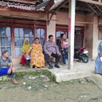 Jaga Kondusifitas Wilayah, Bhabinkamtibmas Wilayah Hukum Polsek Cigudeg Sambang Kepada Warga Masyarakat Desa Urug