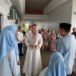 Dalam Rangka Silaturahmi Lebaran Kapolres Dharmasraya Hadiri Open House Bupati dan mantan Pejabat Daerah