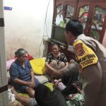 Wujud Kepedulian Kepada Masyarakat, Aiptu M.Ashari Bhabinkamtibmas Polsek Citeureup Kunjungi Warganya Yang Menjadi Korban Kecelakaan Rombongan Bus