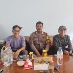Bhabinkamtibmas Polsek Cisarua Melaksanakan Sosialisasi dan Himbauan Kamtibmas Demi Menciptakan Situasi Kondusif Di Wilayah Binaannya