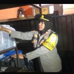 Kapolsek Dramaga Bersinergi Forkompicam Gerebek Miras Ilegal Jenis Arak Bali Dan Ciu Loksi Tempat Tinggal Kosong Yang Dijadikan Penyimpanan