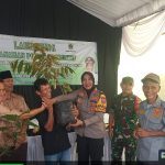 Kapolsek Dramaga Polres Bogor Giat Hadiri Lounching Penanaman Pohon Produktif Desa Sukawening Kec.Dramaga