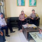Kapolsek Dramaga Polres Bogor Polda Giat Kunjungan Ke Kantor Desa Petir Kecamatan Dramaga Ajak Jaga Kondusifitas Cegah Gangguan Kamtibmas