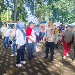 Personel Polsek Cibinong Amankan Kegiatan Pesta Rakyat “Cibinong Festival 2025” dalam Rangka HJB ke-543