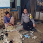 Bhabinkamtibmas Desa Mekarsari Polsek Rumpin Sambangi Warga dan Sampaikan Himbauan Kamtibmas