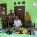Kapolsek Dramaga Polres Bogor Giat Sambang Cooling Sistem Para Pelaku Usaha UMKM di Desa Sinarsari Kecamatan Dramaga