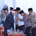 Kapolri Hadiri Haul Pondok Bubtet Pesantren di Cirebon, Ulama dan Polri saling Melengkapi