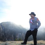 Brigjend Rhinto Pejabat Polda Jabar Tercatat Pemecah Rekor Tertua Naik Gunung Se Indonesia