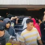 Rumah Politisi Sahroni di Geruduk Massa