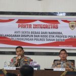 Polres Tanah Datar Tanda Tangani Pakta Integritas: Komitmen Tegas Bebas Narkoba dan Pelanggaran Etik
