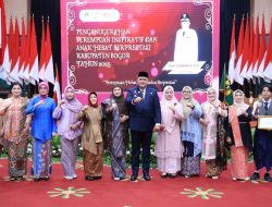 Bupati Bogor Rudy Susmanto Sampaikan Peran Strategis Perempuan Menuju Indonesia Emas 2045