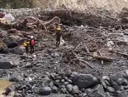 Tim gabungan kembali menemukan satu korban banjir bandang di kawasan Lembah Anai