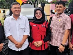 PDIP Kembali Buktikan Kepedulian, Petani Dharmasraya Terima Alsintan dan Bantuan Pertanian dari Kementan RI