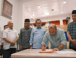 PT Nindya Karya Serahkan 28 Unit Huntara Danantara ke Pemda Tanah Datar