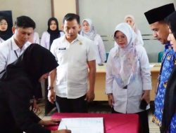 Wabup Leli Arni Lantik 46 Pejabat di Lingkup Pemkab Dharmasraya