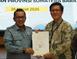 Serahkan LKPD kepada BPK RI Perwakilan Sumbar, Bupati Eka Putra Sampaikan Ini